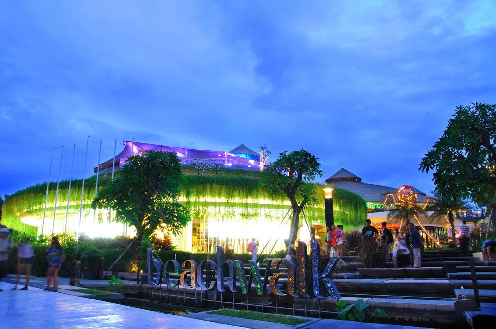 Bemo Corner Guest House Kuta Lombok Buitenkant foto