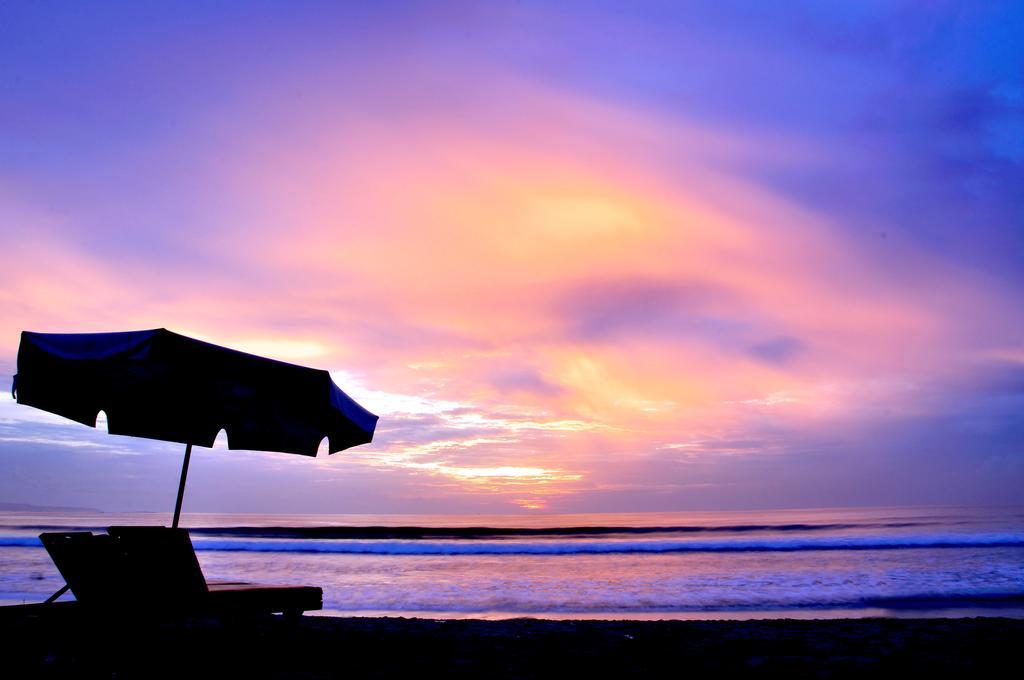 Bemo Corner Guest House Kuta Lombok Buitenkant foto