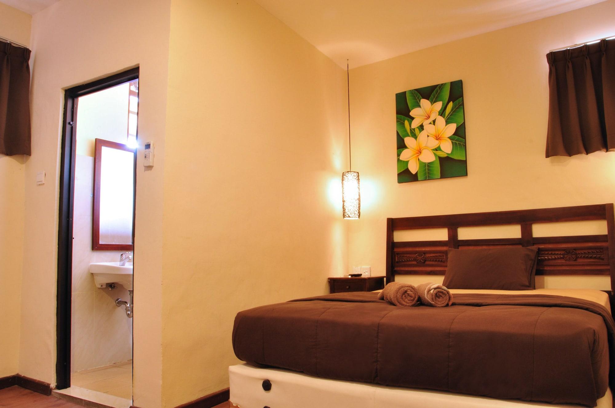Bemo Corner Guest House Kuta Lombok Buitenkant foto