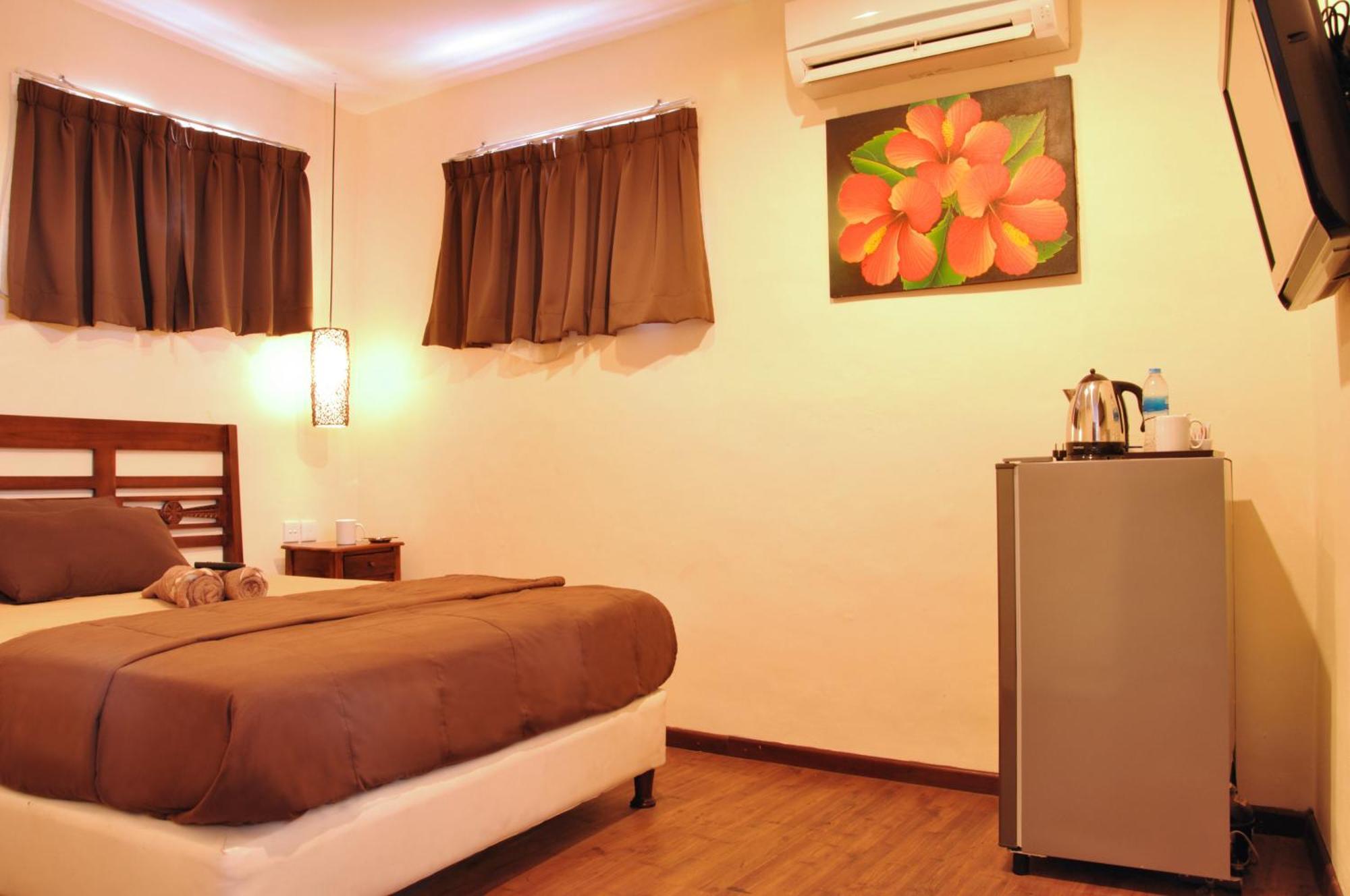 Bemo Corner Guest House Kuta Lombok Kamer foto