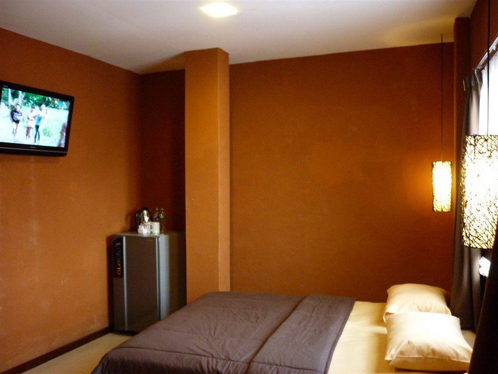 Bemo Corner Guest House Kuta Lombok Buitenkant foto